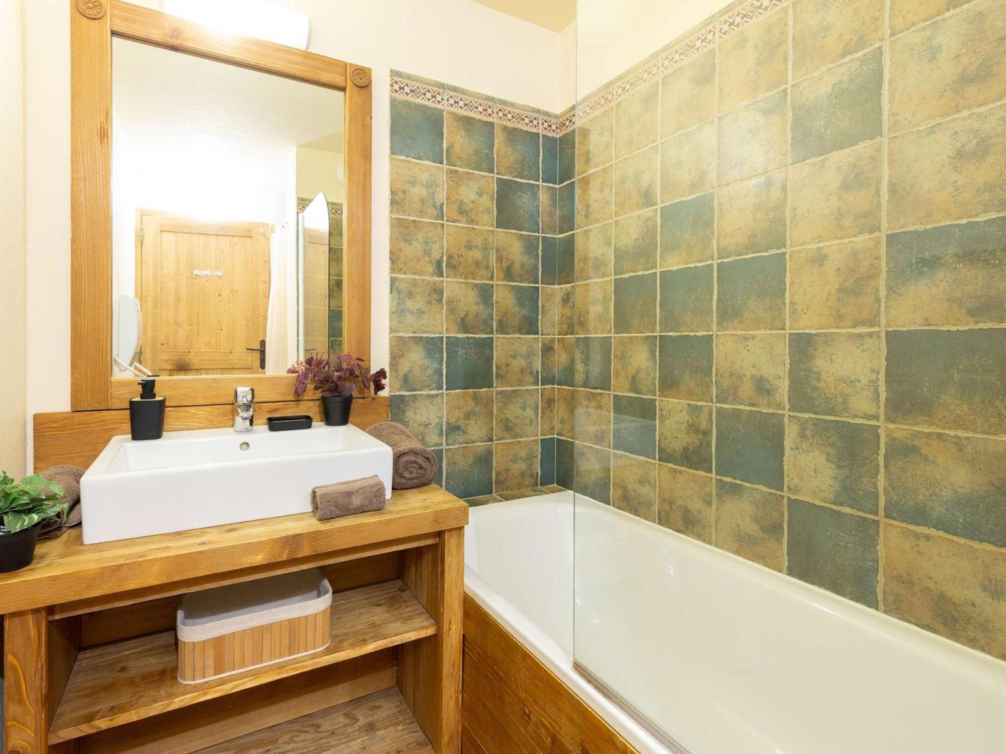 Appartement De 70 M² Au Centre-Ville Avec Piscine, Hammam, Sauna Et Balcon Bien Expose - Fr-1-296-392 Saint-Lary-Soulan Exteriör bild